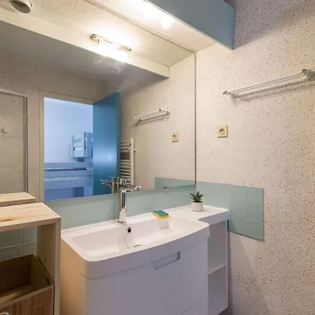 Pour 5 Personnes Avec Balcon A - Animaux Admis - Fr-1-404-54 *